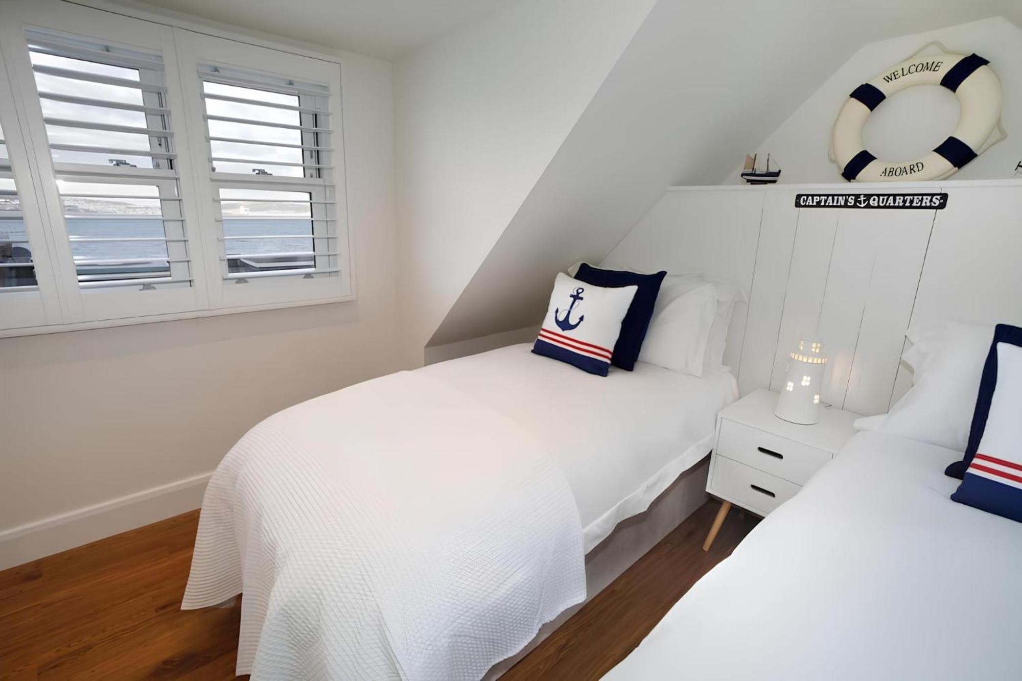 Tucked Away, Beach Access Sleeps 4 The Mumbles Εξωτερικό φωτογραφία